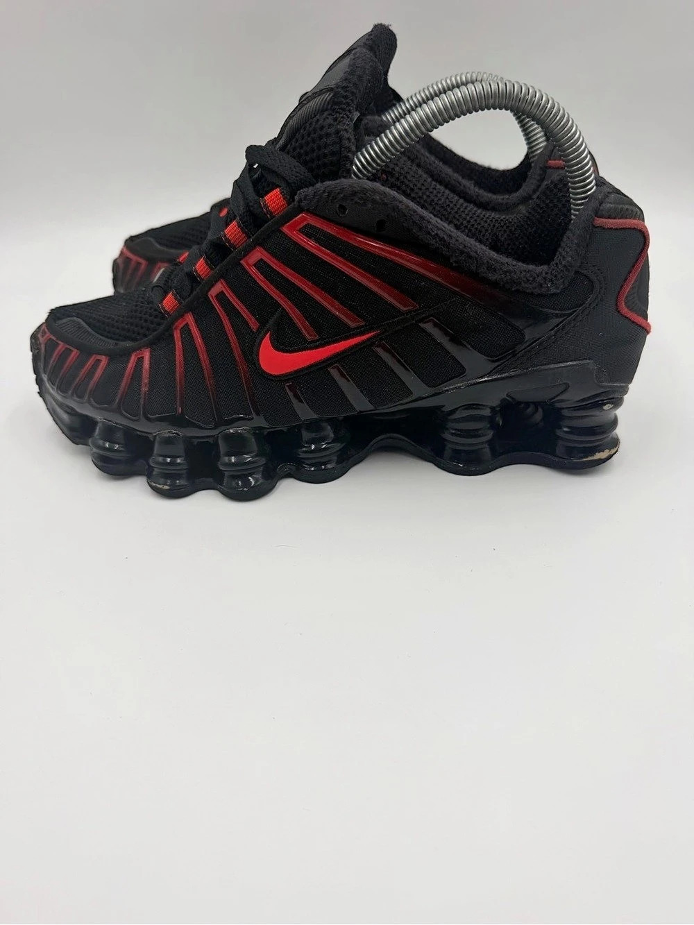 Nike Shox Kids Sneakers Black & Red US 6Y